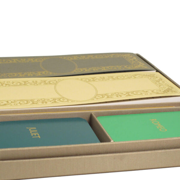 ab36-bordeaux-fuchsiaLuxury Personalised Bridge Gift Set - Close Up Showing Beautiful Silk Box