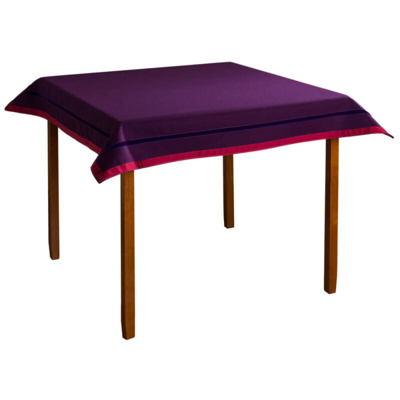 Penhallow's Bridge Cloth - Heather and Campion Colourway on a Bridge Table